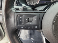 Used 2022  Nissan Pathfinder SL 2WD at Maxx Loans near St&period; Adrian&comma; MI