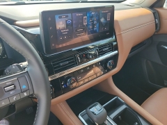 Used 2026  Nissan Pathfinder Platinum 2WD at Maxx Loans near St&period; Adrian&comma; MI