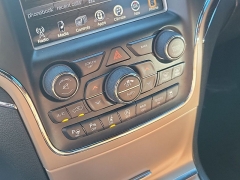 Used 2017  Jeep Grand Cherokee 4d SUV 2WD Summit at Maxx Loans near St&period; Adrian&comma; MI