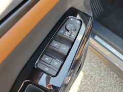 Used 2026  Nissan Pathfinder Platinum 2WD at Maxx Loans near St&period; Adrian&comma; MI