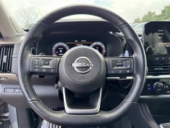 Used 2024  Nissan Pathfinder Platinum 2WD at Maxx Loans near St&period; Adrian&comma; MI