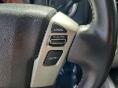 Used 2017  Nissan Titan XD 4x2 Gas Crew Cab SV at Maxx Loans near St&period; Adrian&comma; MI