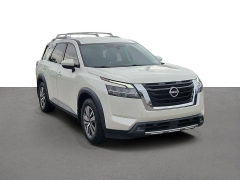 Used 2022  Nissan Pathfinder SL 2WD at Maxx Loans near St&period; Adrian&comma; MI