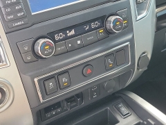 Used 2017  Nissan Titan XD 4x2 Gas Crew Cab SV at Maxx Loans near St&period; Adrian&comma; MI