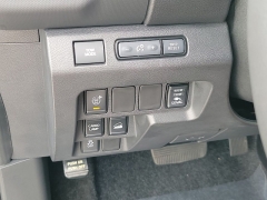 Used 2024  Nissan Frontier Crew Cab 4x4 SL at Maxx Loans near St&period; Adrian&comma; MI