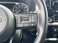 Used 2023  Nissan Pathfinder SL 4WD at Maxx Loans near St&period; Adrian&comma; MI