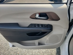 Used 2022  Chrysler Voyager LX FWD at Maxx Loans near St&period; Adrian&comma; MI