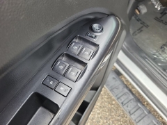 Used 2015  GMC Canyon 4WD Crew Cab SLT at Maxx Loans near St&period; Adrian&comma; MI
