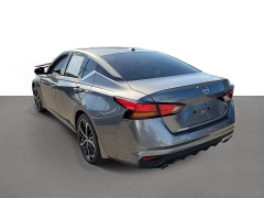 Used 2024  Nissan Altima 2&period;5 SR Sedan at Maxx Loans near St&period; Adrian&comma; MI