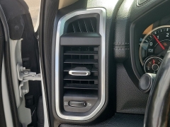 Used 2020  Ram 1500 4WD Crew Cab Laramie at Maxx Loans near St&period; Adrian&comma; MI