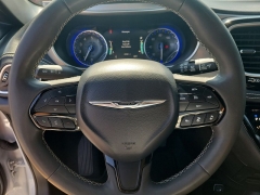Used 2024  Chrysler Pacifica Touring FWD at Maxx Loans near St&period; Adrian&comma; MI