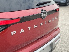 Used 2023  Nissan Pathfinder SL 2WD at Maxx Loans near St&period; Adrian&comma; MI