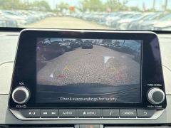 Used 2024  Nissan Altima 2&period;5 SV Sedan at Maxx Loans near St&period; Adrian&comma; MI