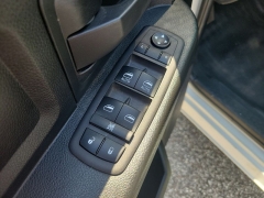 Used 2023  Ram 1500 Classic Tradesman 4x4 Quad Cab 6'4" Box at Maxx Loans near St&period; Adrian&comma; MI