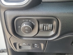 Used 2020  Ram 1500 4WD Crew Cab Laramie at Maxx Loans near St&period; Adrian&comma; MI