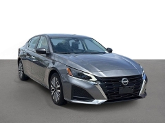 Used 2024  Nissan Altima 2&period;5 SV Sedan at Maxx Loans near St&period; Adrian&comma; MI