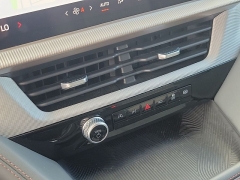 Used 2026  Ford Explorer Active w&sol;100A Pkg RWD at Maxx Loans near St&period; Adrian&comma; MI