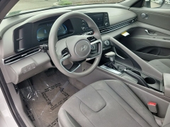 Used 2024  Hyundai Elantra SE IVT at Maxx Loans near St&period; Adrian&comma; MI