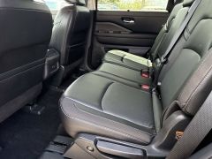 Used 2023  Nissan Pathfinder SL 4WD at Maxx Loans near St&period; Adrian&comma; MI