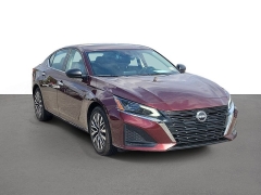 Used 2024  Nissan Altima 2&period;5 SV Sedan at Maxx Loans near St&period; Adrian&comma; MI