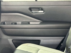 Used 2023  Nissan Pathfinder SL 4WD at Maxx Loans near St&period; Adrian&comma; MI