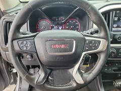 Used 2015  GMC Canyon 4WD Crew Cab SLT at Maxx Loans near St&period; Adrian&comma; MI