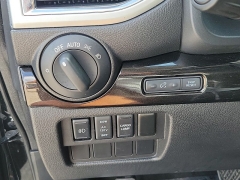 Used 2017  Nissan Titan XD 4x2 Gas Crew Cab SV at Maxx Loans near St&period; Adrian&comma; MI