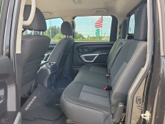 Used 2017  Nissan Titan XD 4x2 Gas Crew Cab SV at Maxx Loans near St&period; Adrian&comma; MI