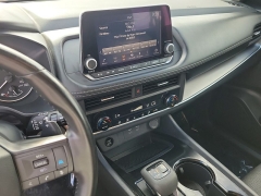 Used 2025  Nissan Rogue AWD SV at Maxx Loans near St&period; Adrian&comma; MI