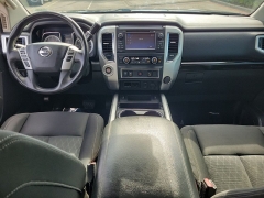 Used 2017  Nissan Titan XD 4x2 Gas Crew Cab SV at Maxx Loans near St&period; Adrian&comma; MI