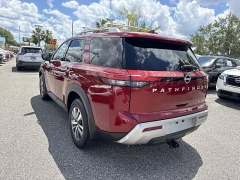 Used 2023  Nissan Pathfinder SL 4WD at Maxx Loans near St&period; Adrian&comma; MI