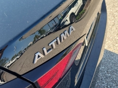 Used 2025  Nissan Altima SV FWD at Maxx Loans near St&period; Adrian&comma; MI