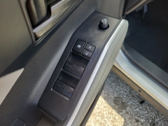 Used 2023  Toyota Highlander L FWD &lpar;Natl&rpar; at Maxx Loans near St&period; Adrian&comma; MI