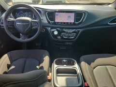 Used 2024  Chrysler Pacifica Touring FWD at Maxx Loans near St&period; Adrian&comma; MI