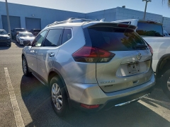Used 2019  Nissan Rogue 4d SUV FWD SV at Maxx Loans near St&period; Adrian&comma; MI
