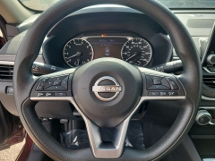 Used 2024  Nissan Altima 2&period;5 SV Sedan at Maxx Loans near St&period; Adrian&comma; MI