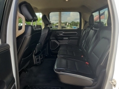 Used 2020  Ram 1500 4WD Crew Cab Laramie at Maxx Loans near St&period; Adrian&comma; MI