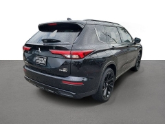 Used 2025  Mitsubishi Outlander PHEV SEL S-AWC at Maxx Loans near St&period; Adrian&comma; MI