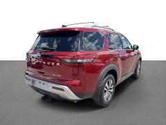 Used 2023  Nissan Pathfinder SL 4WD at Maxx Loans near St&period; Adrian&comma; MI