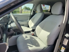 Used 2024  Hyundai Kona SEL FWD at Maxx Loans near St&period; Adrian&comma; MI