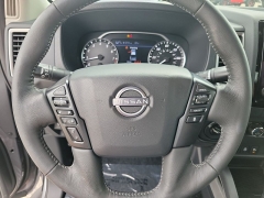 Used 2024  Nissan Frontier Crew Cab 4x4 SL at Maxx Loans near St&period; Adrian&comma; MI