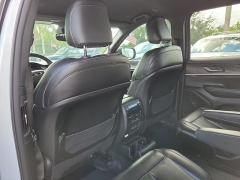Used 2024  Jeep Grand Cherokee L Limited 4x4 at Maxx Loans near St&period; Adrian&comma; MI