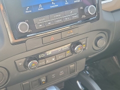 Used 2022  Nissan Frontier Crew Cab 4x2 SV Auto Long Bed at Maxx Loans near St&period; Adrian&comma; MI