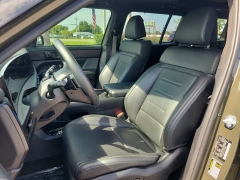 Used 2025  Hyundai Santa Fe Calligraphy FWD at Maxx Loans near St&period; Adrian&comma; MI