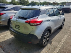 Used 2020  Nissan Kicks 4d SUV FWD SV at Maxx Loans near St&period; Adrian&comma; MI