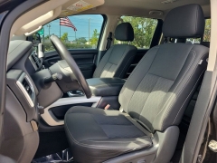 Used 2017  Nissan Titan XD 4x2 Gas Crew Cab SV at Maxx Loans near St&period; Adrian&comma; MI