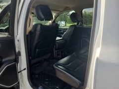 Used 2020  Ram 1500 4WD Crew Cab Laramie at Maxx Loans near St&period; Adrian&comma; MI