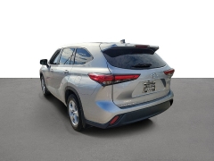 Used 2023  Toyota Highlander L FWD &lpar;Natl&rpar; at Maxx Loans near St&period; Adrian&comma; MI