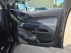 Used 2019  Chevrolet Colorado 4WD Crew Cab Z71 at Car Pros Northshore near Covington&comma; LA