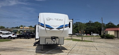 Used 2021  FORREST RIVER 336RLS 5TH WHEEL at Car Pros Northshore near Covington&comma; LA